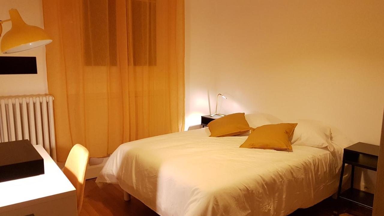 Spacieux Appartement Au Centre Du Mans Le Mans Bagian luar foto
